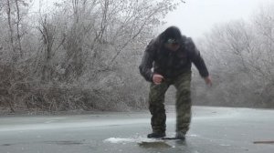 РЫБАЧКА ТЯНЕТ ИХ ОДНУ ЗА ОДНОЙ Голодные щуки отшнурованного ерика #2 Рыбалка в Астрахани 2021