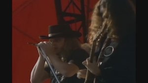 Lynyrd Skynyrd - Saturday Night Special (Live At Knebworth '76)