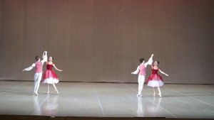 МГАХ. Гавот XVIII века. (муз. В.Бойса, хор. Северцевой). ИБТ.