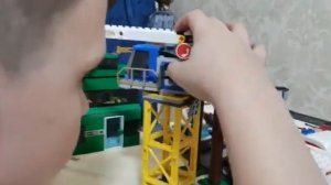 Обзор на подъёмный кран из лего
