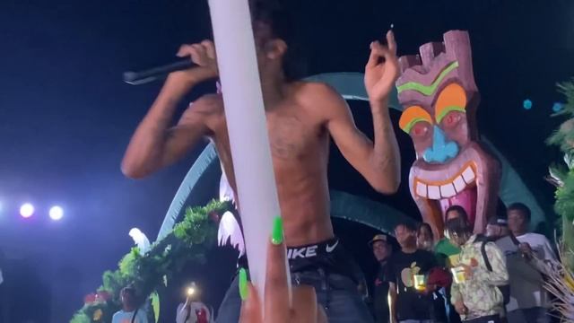 Kraff did this for BRT Weekend, Live Performance, Neon Glow Party смотреть онлайн