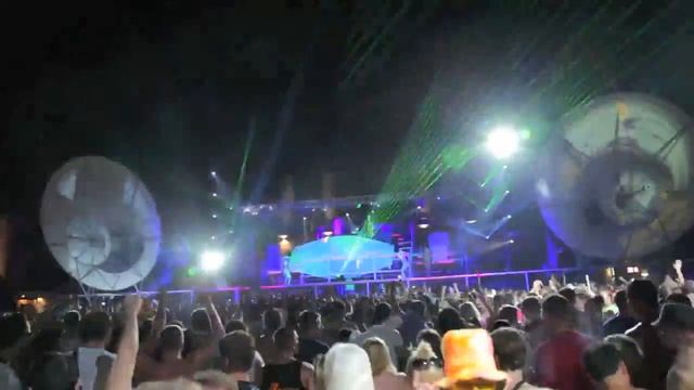kazantip remix - Serge Devant смотреть онлайн