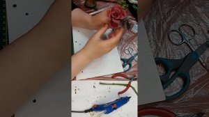 роза из фаомирана