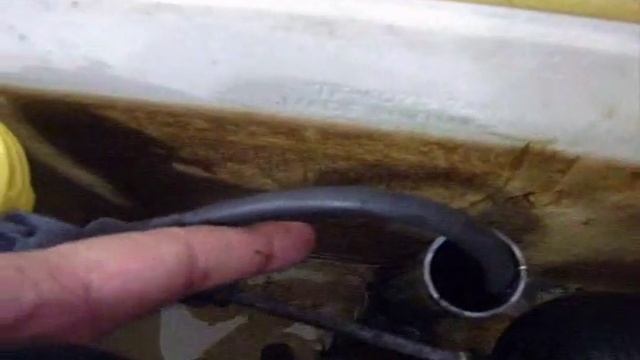 DIY Toilet Tank Tuneup - Fixes To Common Problems смотреть онлайн