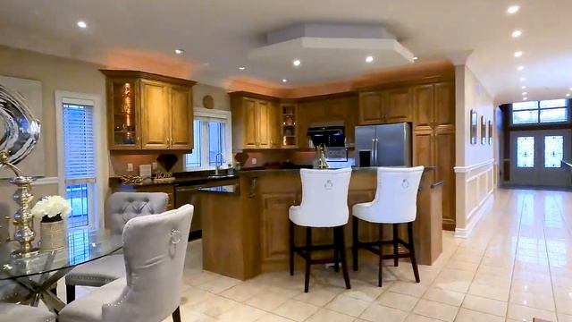 34 Sabiston Dr, Unionville, ON L3R 2B5, Canada смотреть онлайн