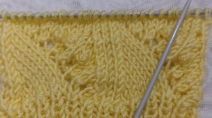 Ажурный узор спицами.