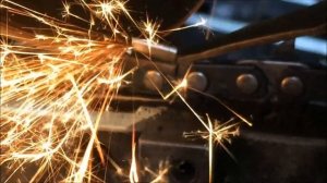 Заточка пильной цепи!Процесс...