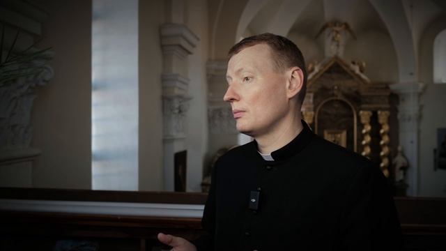 Что такое ЭКЗОРЦИЗМ и как проявляется ОДЕРЖИМОСТЬ? Всё об обряде и людях, которые его проводят.