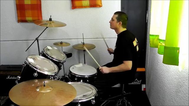 LED ZEPPELIN ROCK AND ROLL- JOHN BONHAM INTRO AND DRUM FILL смотреть онлайн