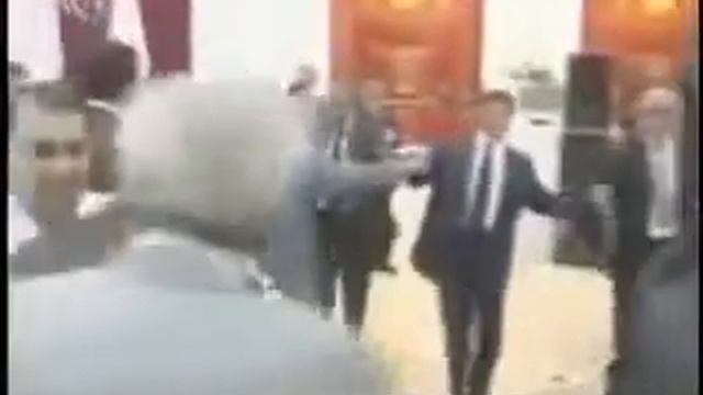 Классно поёт Президент Таджикистана ЭМОМАЛИ РАХМОН 20131820 смотреть онлайн