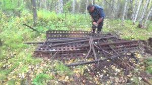 металл валяется под ногами