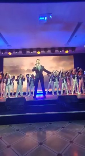 "Я люблю тебя, жизнь". Петр Захаров. Видео канала Мой Петербург.