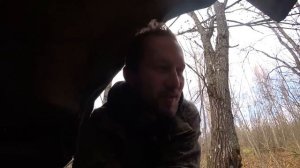 Он пытался спрятаться в лесу, но мы его нашли. Ремонт газ 66 в лесу.