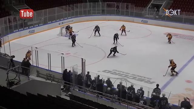 Экзамен на питерском льду. Предсезонный хоккейный турнир им. Валерия Шилова смотреть онлайн