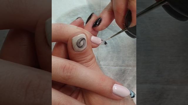 Арочное моделирование ногтей