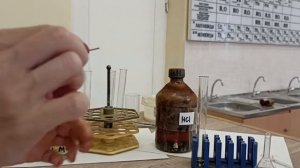 химическая реакция меди и соляной кислоты