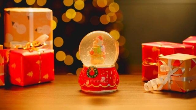 Поздравляю с новым 2025 годом 🥳 🎄