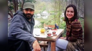 El encuentro de Birce Akalay y Murat Ünalmış sacudió el Mundo de las Revistas"