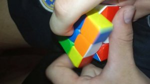 Я собрал кубик рубик 3 на 3 за 1:06:70. Реконструкция.