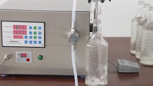 Как использовать полуавтоматическую машину для розлива жидкостей ZS YTMP1S
