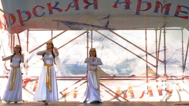 Армяне Крыма Ансамбль Арарат  танец 