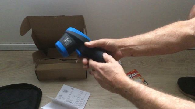 Unpacking the BT-1500. I think a capacitor in side need a charge up before it started working for m смотреть онлайн