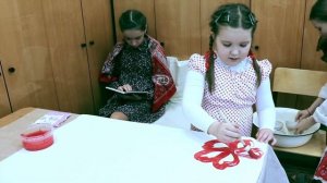 Сцена из повести "Девочка из города"