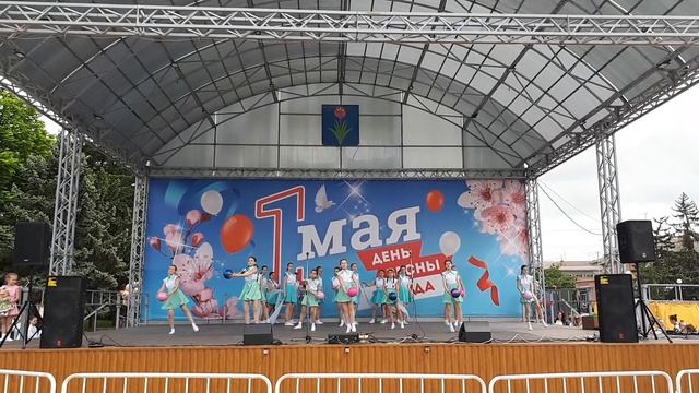 "Должны смеяться дети"