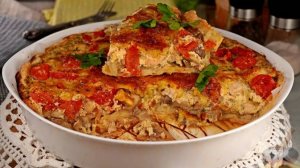 По вкусу похож на жюльен. КИШ С КУРИЦЕЙ, ГРИБАМИ И ПОМИДОРАМИ