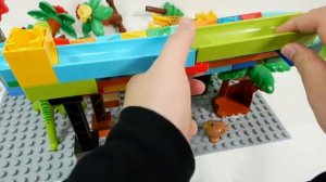 Увлекательная игра «Конструктор» ☆ ASMR Динозавры и кнопка «Прыжок»