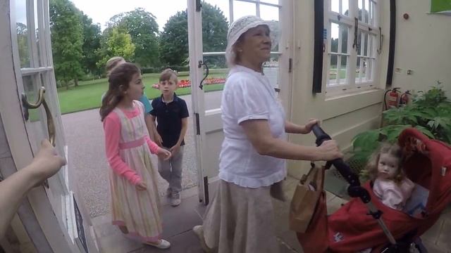 Прогулка по Шефилду // По дороге в парк смотреть онлайн