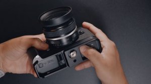 Unboxing of the Nikon Zf GR1 Grip vs SmallRig Grip for the Nikon Zf