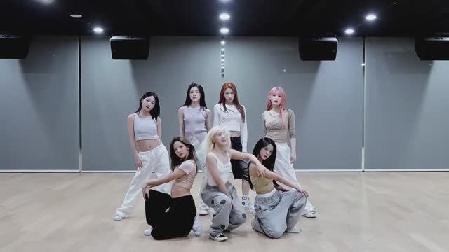 Kep1er (케플러) - 'Sync-Love' dance practice mirrored