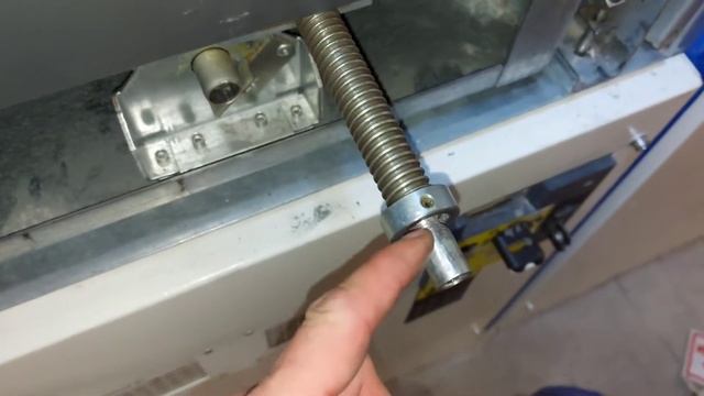 Любимая работа!!! Vol.5 "Ремонт тележки автомата" смотреть онлайн