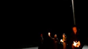 Бракованный  салют, бенгальскими огнями салютовали