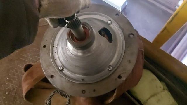 Диверсанты повредили кран-балку!!! смотреть онлайн