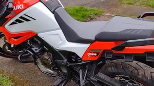 Suzuki V-Strom 1050 XT Reg 2022 ( 72 ) just 2077 miles , See video ,