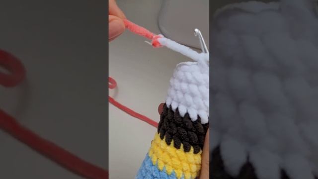 что делать, если на пряже узел? набор для вязания удава Арт. 189632735 на вб смотреть онлайн