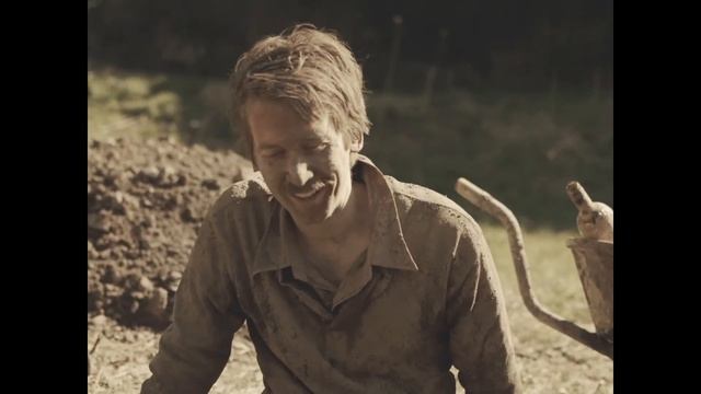 Hamlet in the Golden Vale - Clips - Jonathan Hopkins смотреть онлайн