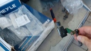 VW Touareg NF 2012 г. Большое ТО - 200 000 км. Замена тормозных дисков, замена масла в АКПП...