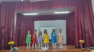 Песня "Хорошие девчата"