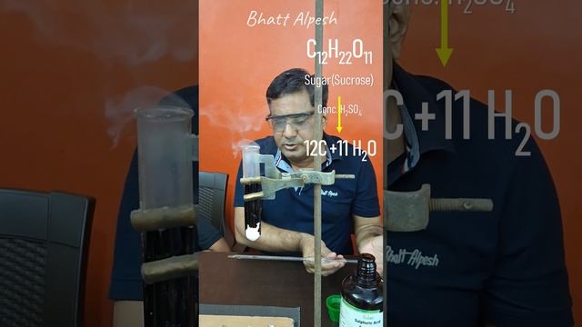 Carbon from Sugar #experiment #scienceexperiment #sciencefun #chemistry #chemicalreactions #h2so4 смотреть онлайн