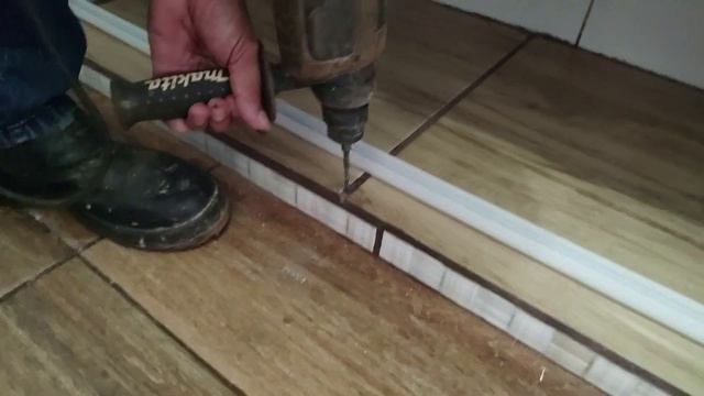 Armário de Pia com forro de PVC / Como fazer porta de forro de PVC смотреть онлайн