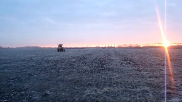 Внесення добрив: Підживлення пшениці лійкою