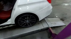 загрузка BMW перед "сход-развал"