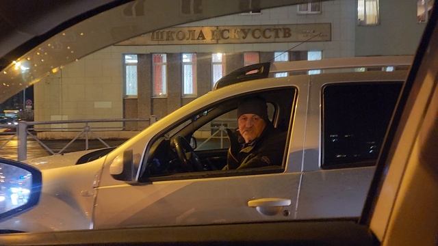 старпер считает себя правым , нарушая правила пдд