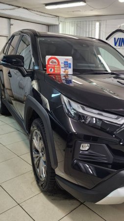 Toyota Rav 4 - установили StarLine S96 GSM, омыватель камеры заднего вида, забронировали кузов