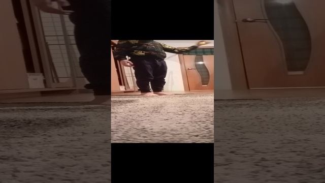 учимся прыгать на скакалке