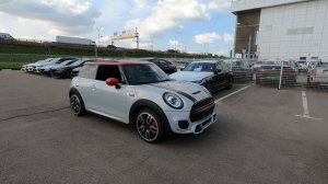 Сравнительный обзор MINI F56 3D-Hatch JCW OLD vs NEW / Мини Джон Купер Воркс Ф56 LCI1 vs LCI2 2021