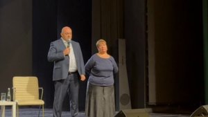 "Вы задаете вопрос, почему не было эвакуации. Я его сам задаю": курский губернатор Алексей Смирнов